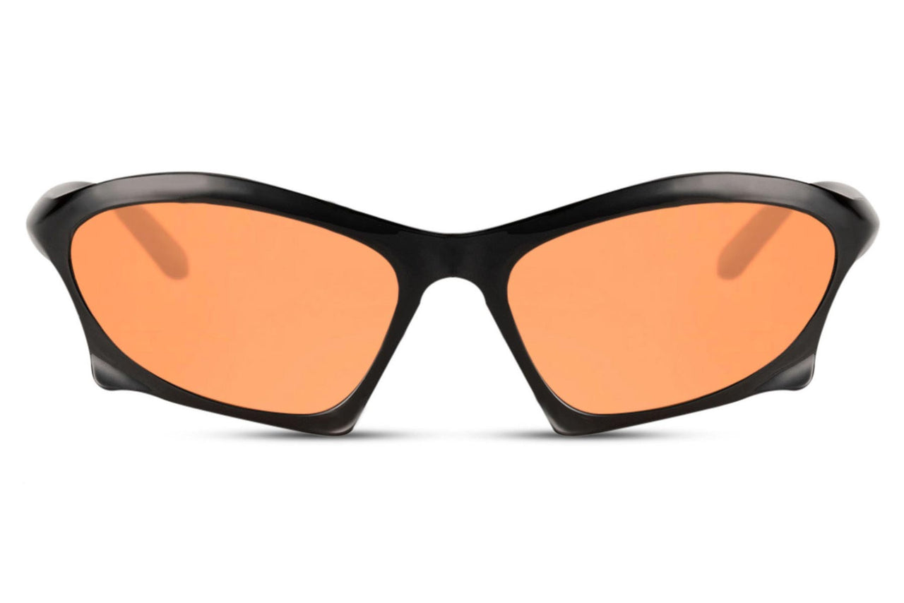 Smala svarta sportiga solglasögon med orange glas
