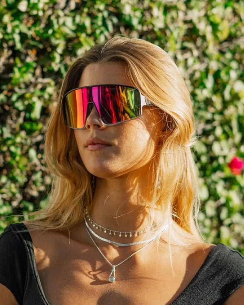 Heart-shaped sunglasses with pink lenses