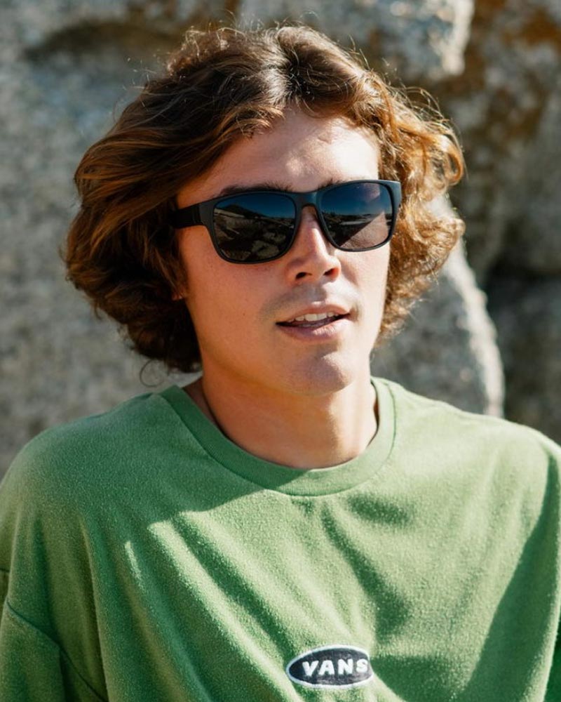 Heart-shaped sunglasses with pink lenses