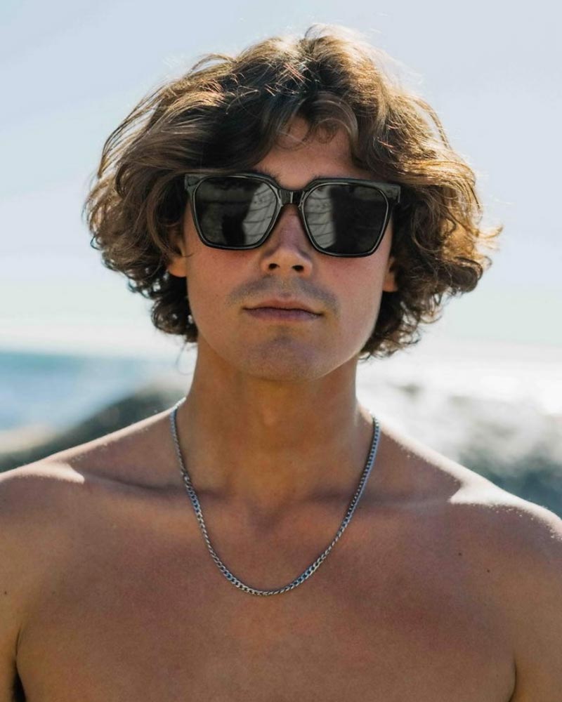 Heart-shaped sunglasses with pink lenses