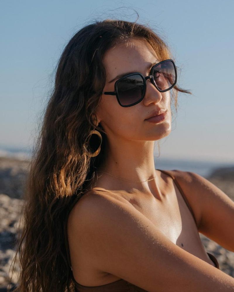 Heart-shaped sunglasses with pink lenses