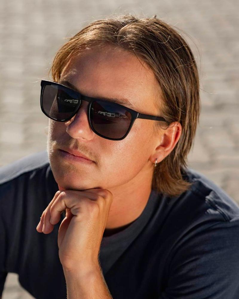 Heart-shaped sunglasses with pink lenses