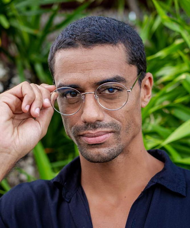 Runda glasögon med blåljusfilter och ram i guld #05