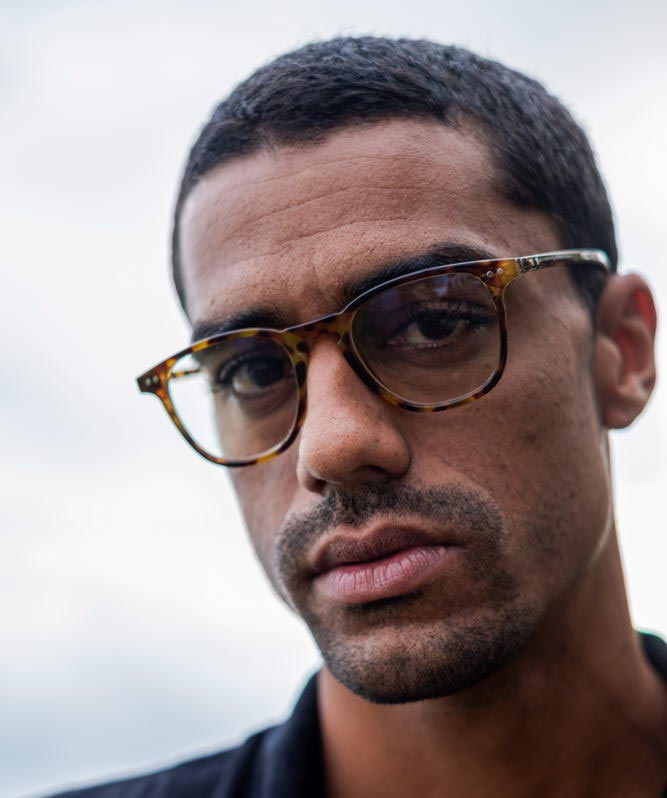 Bruna glasögon med blåljusfilter i Wayfarerstil