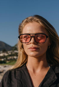 Thumbnail for Aviator solglasögon i svart metall med rosa glas